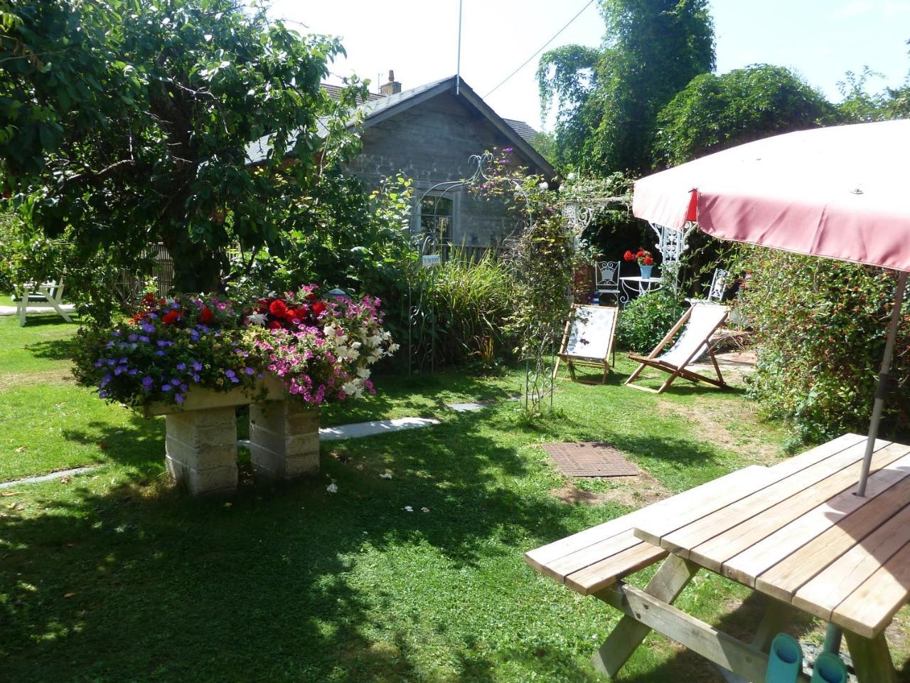 Hillside Self Catering Bed & Breakfast Salisbury Exterior photo