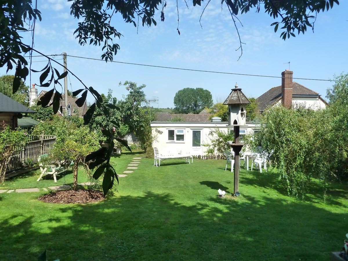 Hillside Self Catering Bed & Breakfast Salisbury Exterior photo