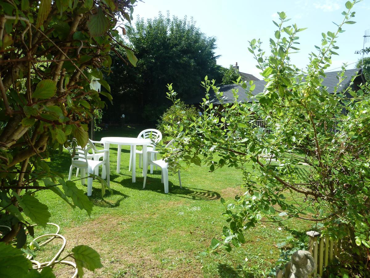 Hillside Self Catering Bed & Breakfast Salisbury Exterior photo
