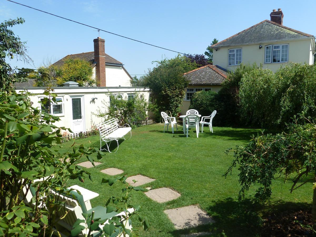 Hillside Self Catering Bed & Breakfast Salisbury Exterior photo