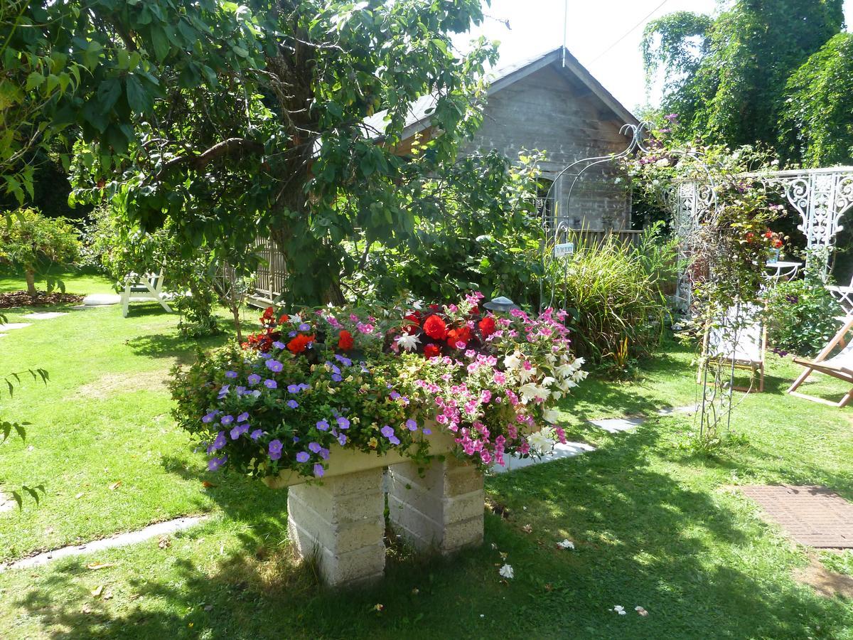 Hillside Self Catering Bed & Breakfast Salisbury Exterior photo
